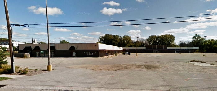 K-Mart (Kmart) - Ionia - 242 S Steele Street
